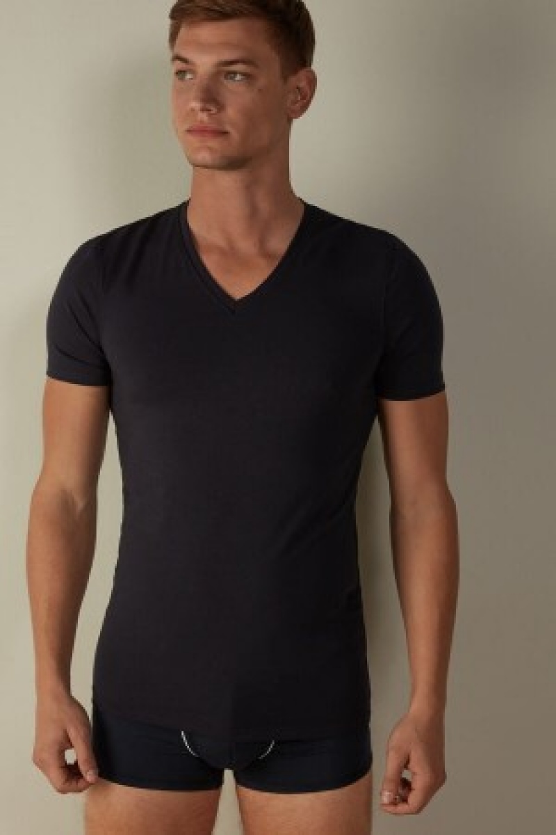 Blue Intimissimi V-neck T-shirt in Stretch Supima® Cotton | CAZPD49418